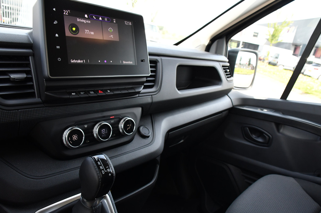 Renault Trafic 2.0 Blue dCi 170 L2H1 DC Black Edition Cruise, Carplay, 170pk, 2 x Schuifdeur, Multimedia, Automaat, Sensoren, Uniek! 16