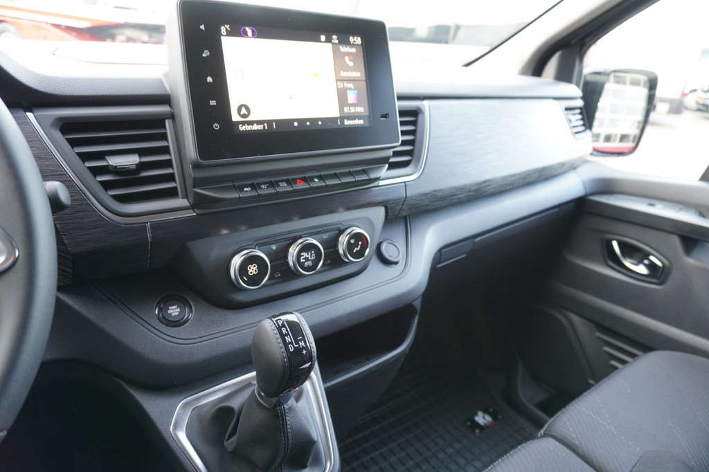 Renault Trafic 2.0 Blue dCi 170pk T30 L2H1 Red Edition Exclusive Automaat Schuifdeur L / R Nr. V151 | Climate | adap.Cruise | Navi | Trekhaak 17