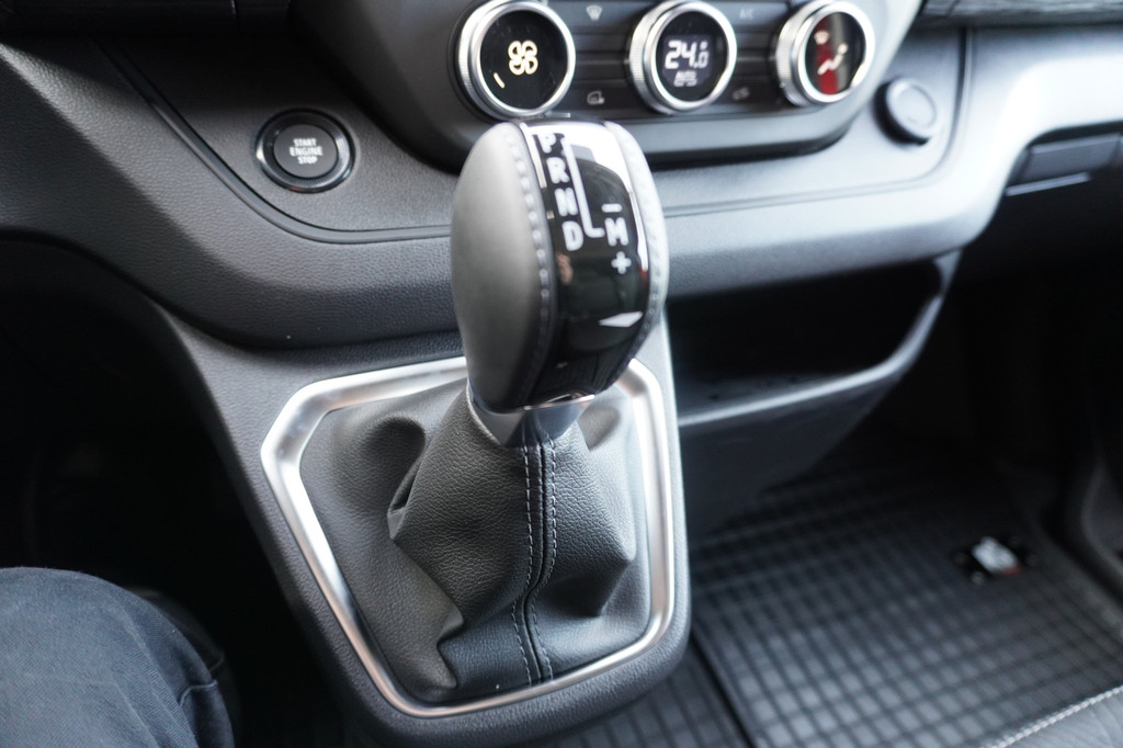 Renault Trafic 2.0 Blue dCi 170pk T30 L2H1 Red Edition Exclusive Automaat Schuifdeur L / R Nr. V151 | Climate | adap.Cruise | Navi | Trekhaak 18