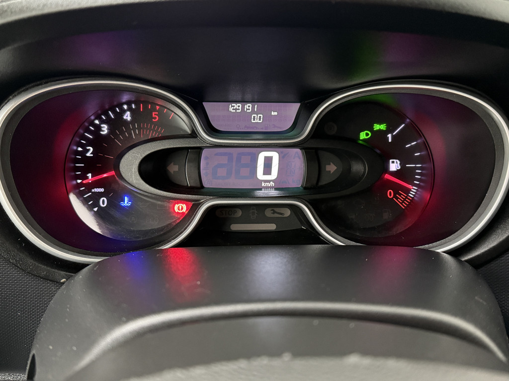 Renault Trafic 2.0DCi 120PK Business | Imperiaal | Navigatie | Camera | Gate Locks | 3-Persoons | Betimmering 9