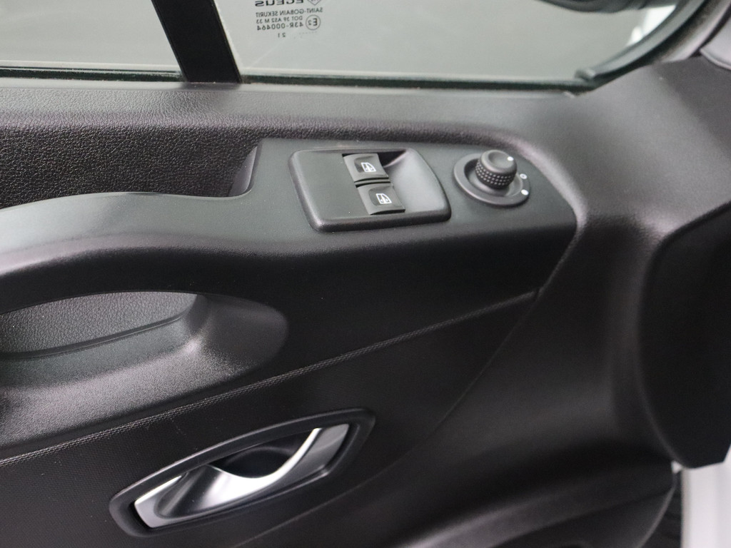 Renault Trafic 2.0DCi 120PK Imperiaal | Navigatie | Camera | Airco | Cruise | 3-Persoons 8