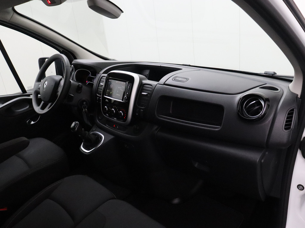 Renault Trafic 2.0DCi 120PK Imperiaal | Navigatie | Imperiaal | Airco | 3-Persoons | Cruise 21