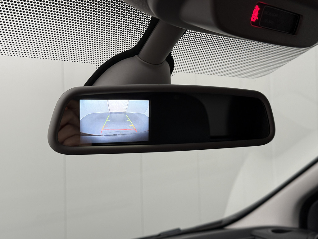 Renault Trafic 2.0DCi 120PK Lang | Airco | Camera | Cruise | 3-Persoons | Trekhaak 18