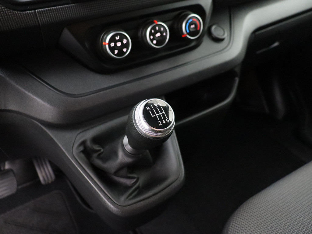 Renault Trafic 2.0DCi 130PK Lang Dubbele Cabine 6-Persoons | Multimedia | Camera | Airco | Trekhaak 16