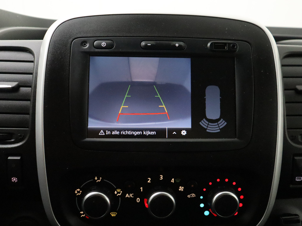 Renault Trafic 2.0DCi 145PK Lang | Multimedia | Camera | Airco | Cruise | 3-Persoons | Betimmering 17
