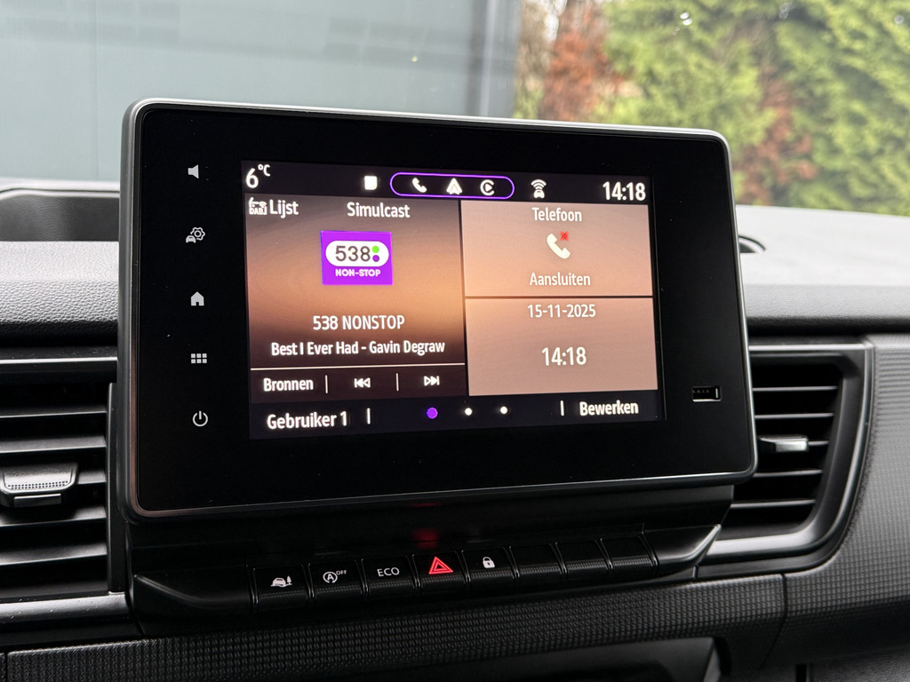 Renault Trafic 2.0 dCi 110 PK / L2H1 / 1e EIG. / TREKHAAK / AIRCO / CRUISE / CARPLAY / 3-ZITS / LED 15