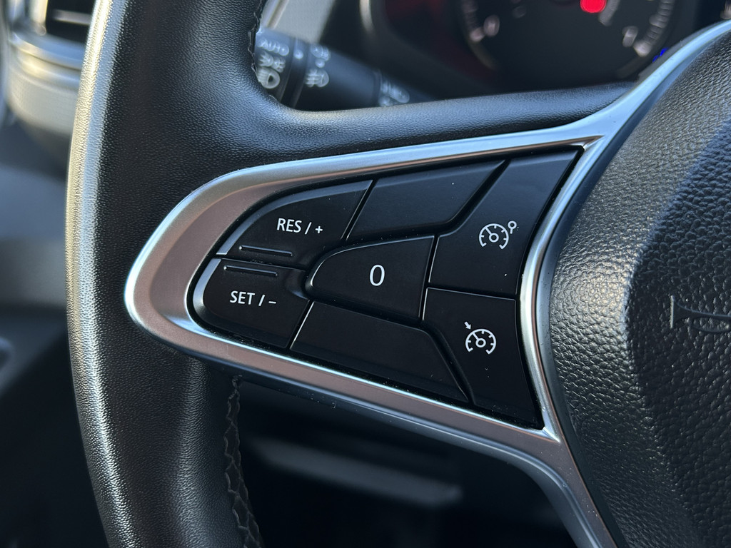 Renault Trafic 2.0 dCi 110 PK / L2H1 / TREKHAAK / 31.141 KM !! / 1e EIG. / AIRCO / CRUISE / 3-ZITS / APPLE CARPLAY / LED 11