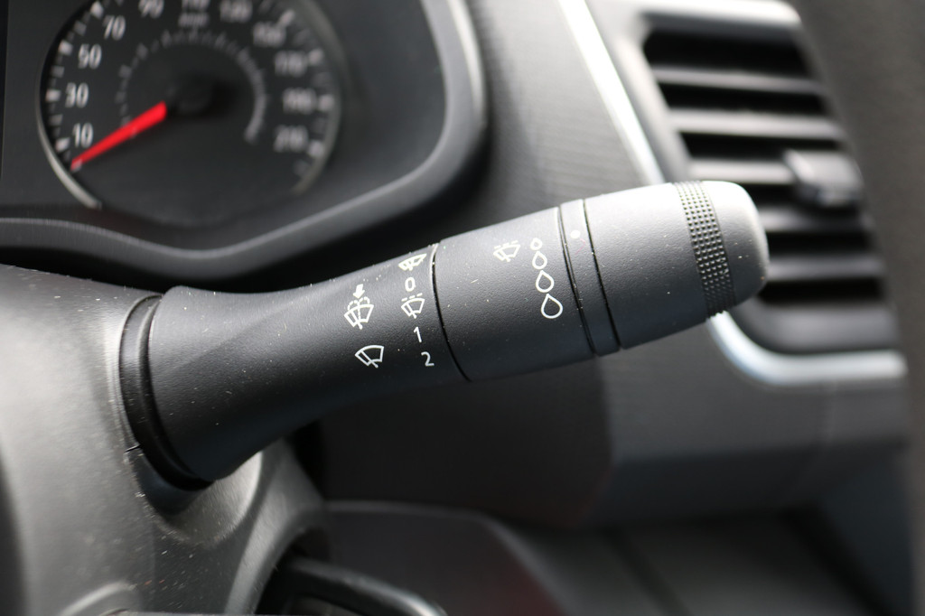 Renault Trafic 2.0 dCi 110pk L1 H1 Airco 15