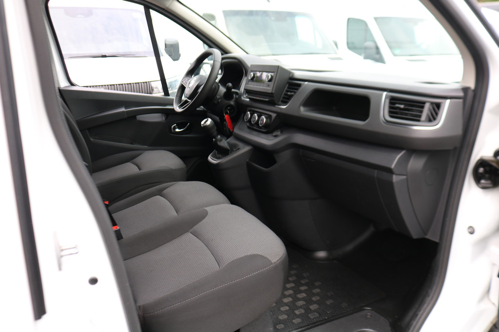 Renault Trafic 2.0 dCi 110pk L1 H1 Airco 18