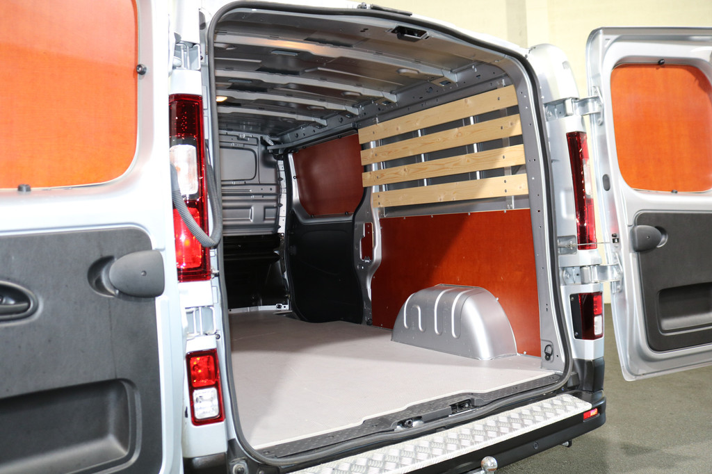 Renault Trafic 2.0 dCi 110pk L2 H1 Airco Navigatie 10dkm 13