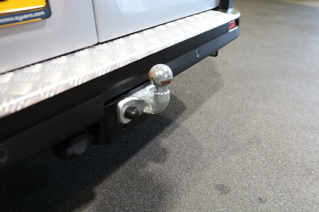 Renault Trafic 2.0 dCi 110pk L2 H1 Airco Navigatie 10dkm 16