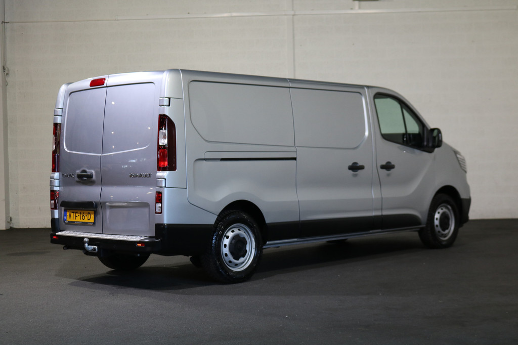 Renault Trafic 2.0 dCi 110pk L2 H1 Airco Navigatie 10dkm 9