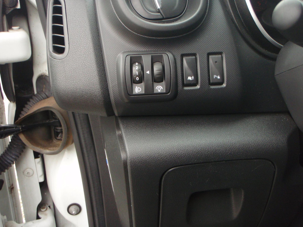 Renault Trafic 2.0 dCi 120 Groot scherm navi 118202 km bj 20 14