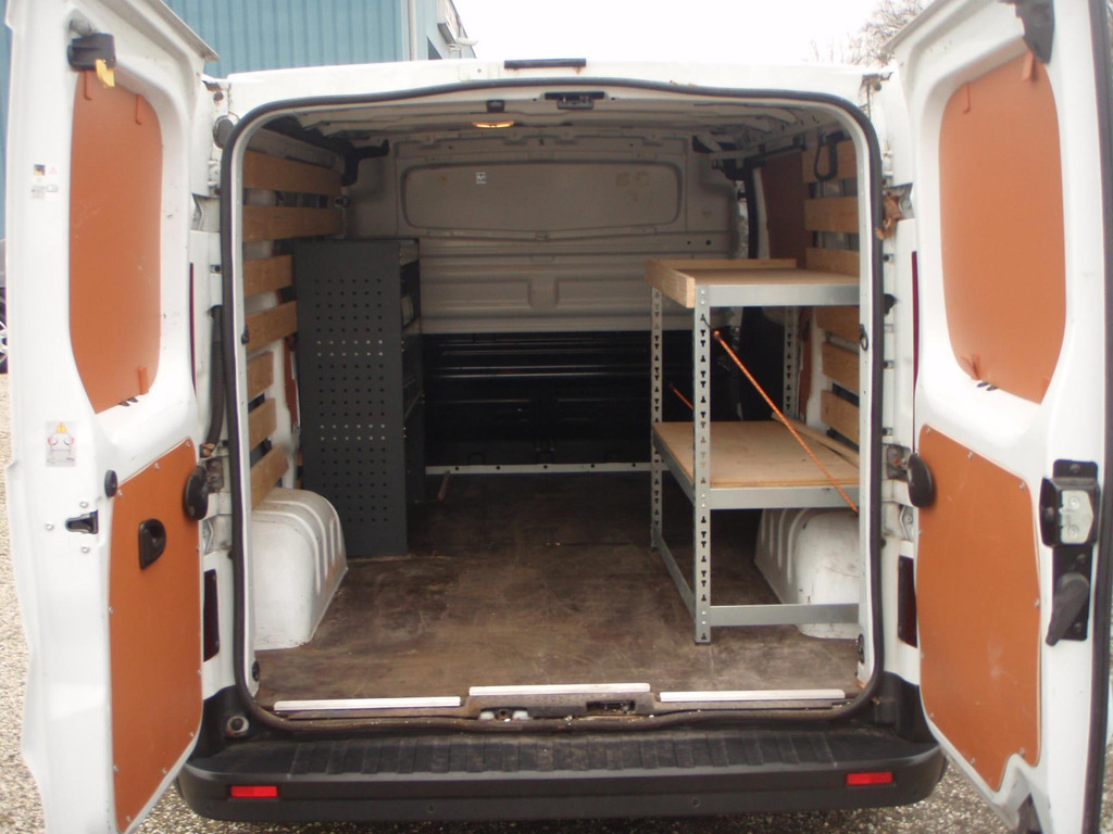 Renault Trafic 2.0 dCi 120 Groot scherm navi 118202 km bj 20 8