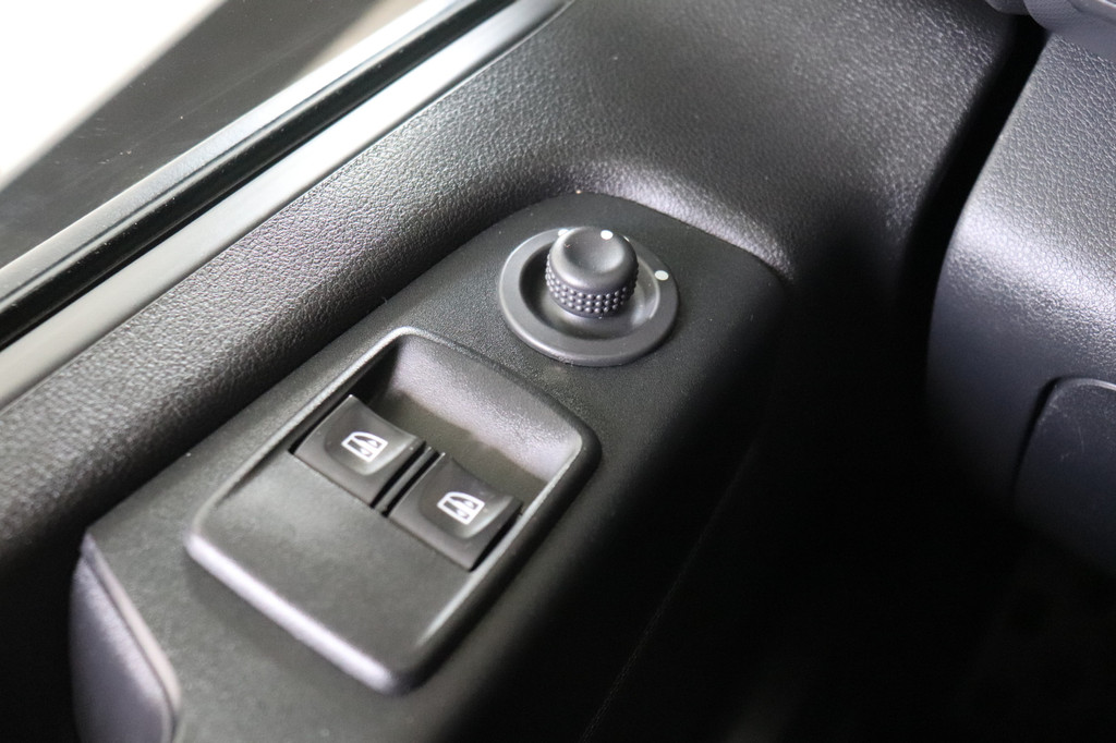 Renault Trafic 2.0 dCi 120PK - EURO 6 - Airco - Camera - ⬠12.900,- Excl. 19