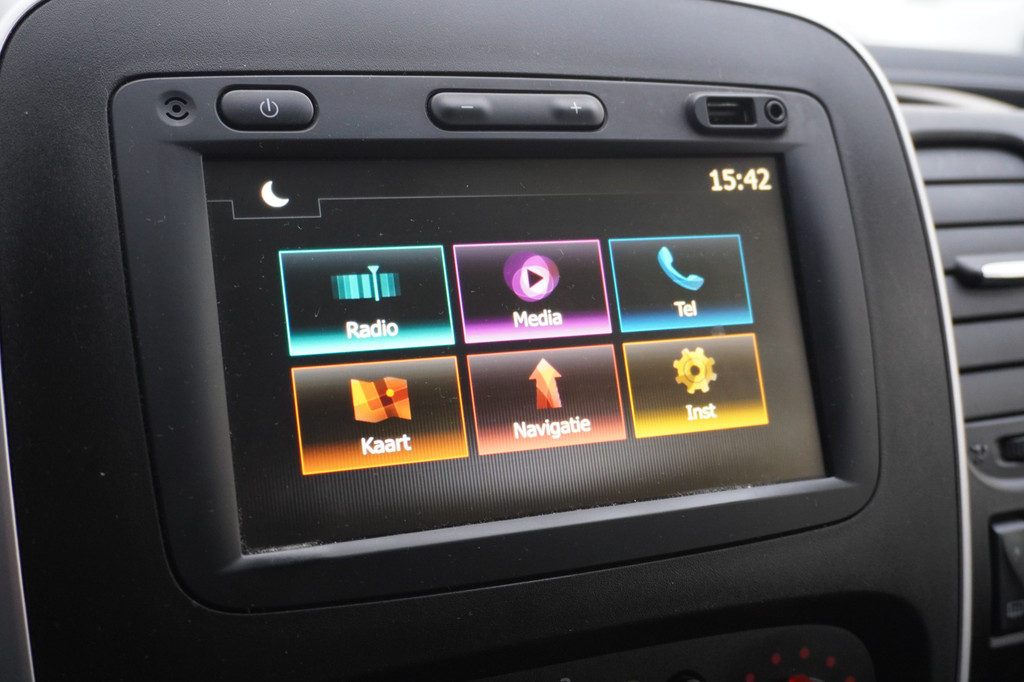 Renault Trafic 2.0 dCi 120PK 2x schuifdeur EURO 6 - Airco - Navi - Cruise - â¬11.950,- Excl. 10