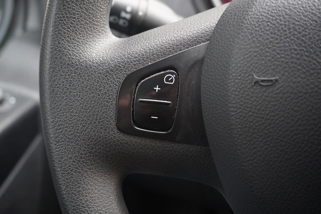 Renault Trafic 2.0 dCi 120PK 2x schuifdeur EURO 6 - Airco - Navi - Cruise - â¬11.950,- Excl. 15