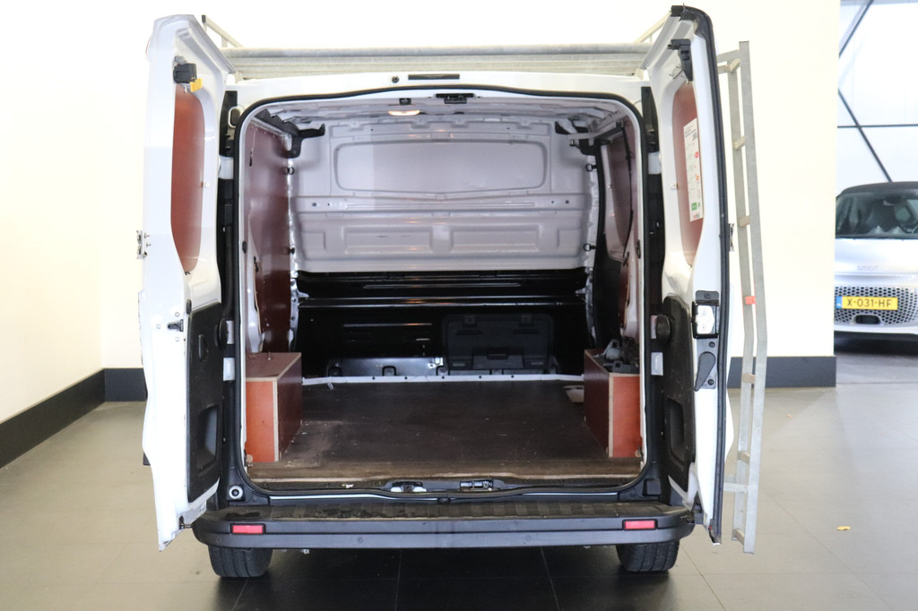 Renault Trafic 2.0 dCi 120PK EURO 6 - Airco - Cruise - Navi - ⬠11.900,- Excl. 8