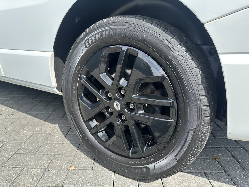 Renault Trafic 2.0 dCi 120 PK SPORT / L2H1 / 1e EIG. / LED / LM VELGEN / IMPERIAAL / TREKHAAK / CAMERA / NAVI / AIRCO / CRUISE 12