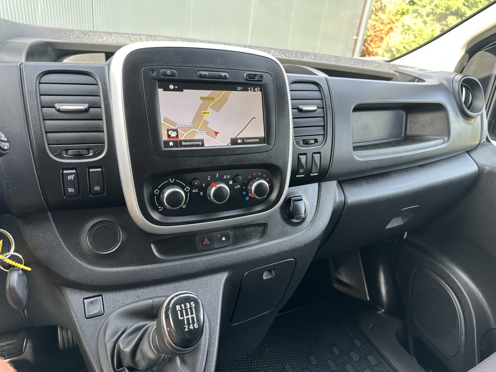 Renault Trafic 2.0 dCi 120 PK SPORT / L2H1 / 1e EIG. / LED / LM VELGEN / IMPERIAAL / TREKHAAK / CAMERA / NAVI / AIRCO / CRUISE 9