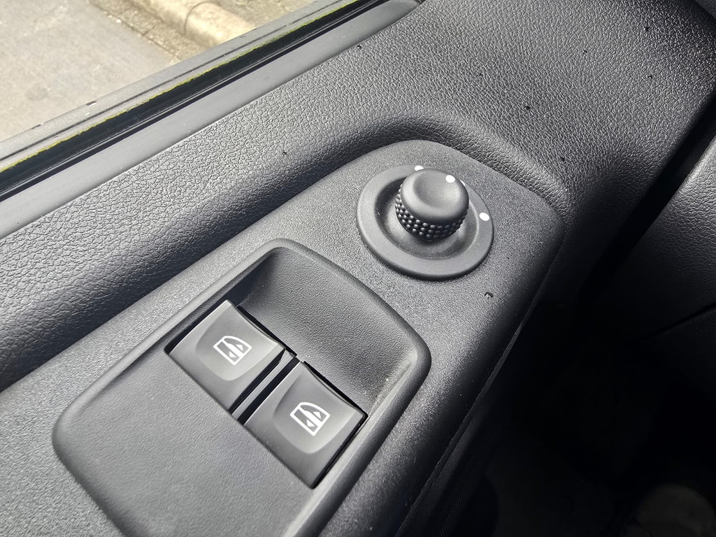 Renault Trafic 2.0 dCi 120 T29 L2H1 DC Work Edition |NAVI|TREKHAAK|CRUISE|AIRCO| 16