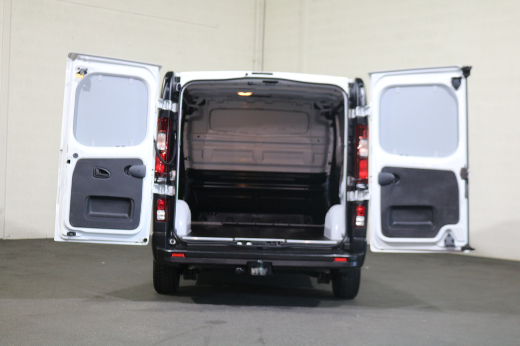 Renault Trafic 2.0 dCi 120pk L1 H1 Airco Navigatie 2x Schuifdeur 11