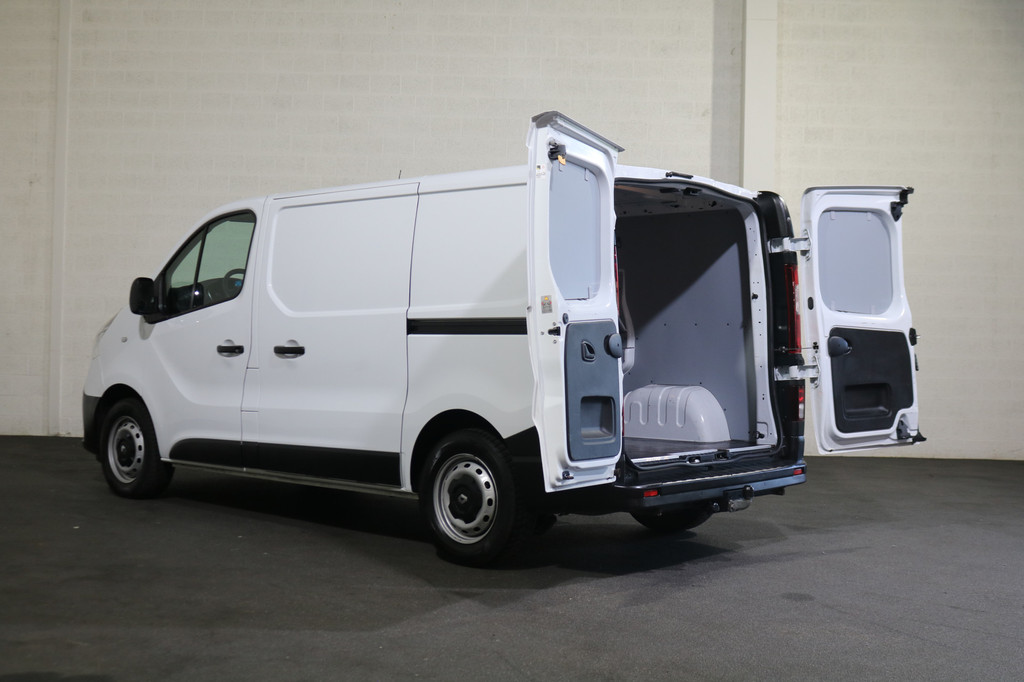 Renault Trafic 2.0 dCi 120pk L1 H1 Airco Navigatie 2x Schuifdeur 12