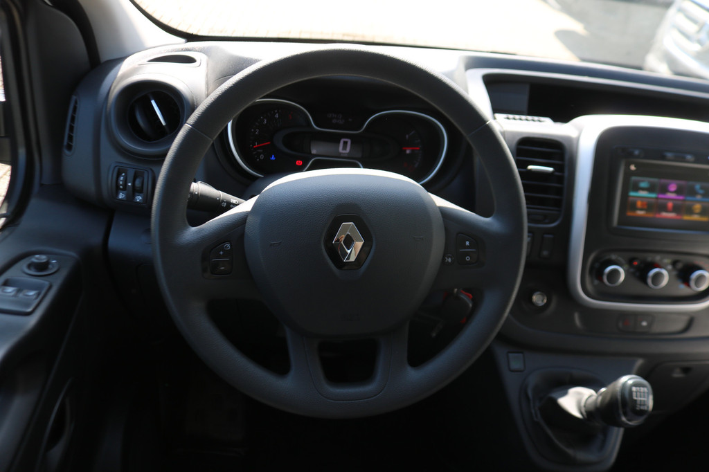 Renault Trafic 2.0 dCi 120pk L1 H1 Airco Navigatie 2x Schuifdeur 17