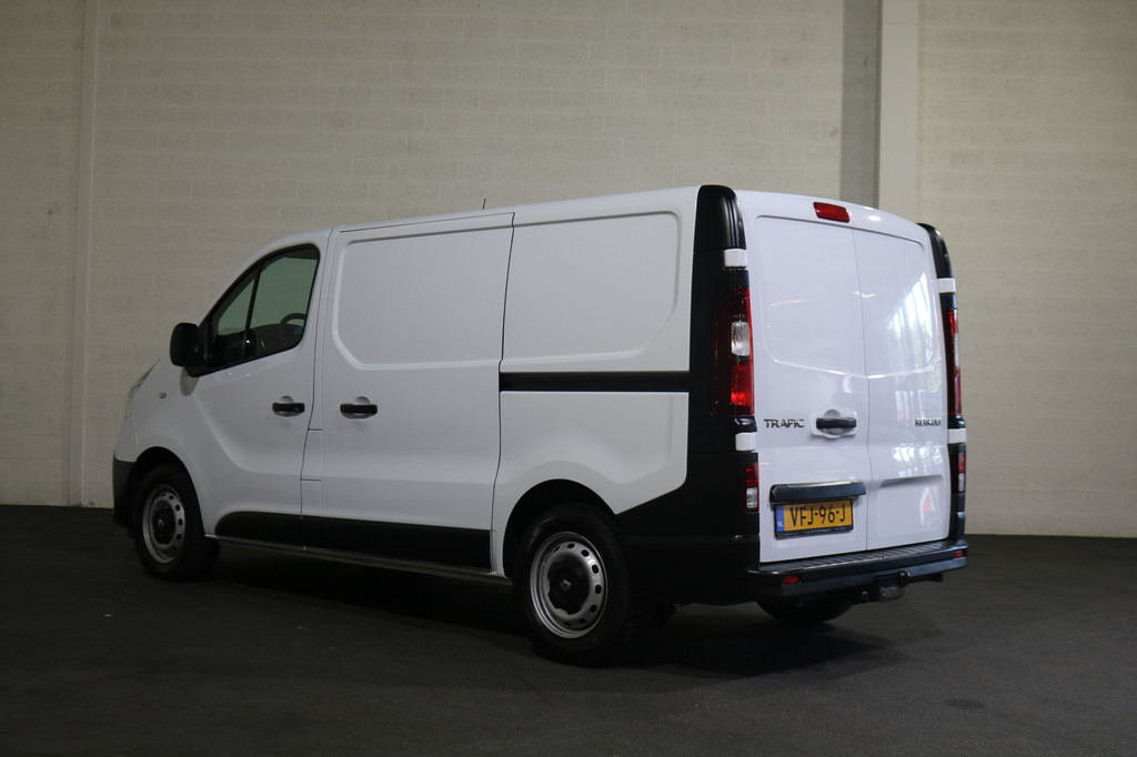 Renault Trafic 2.0 dCi 120pk L1 H1 Airco Navigatie 2x Schuifdeur 7