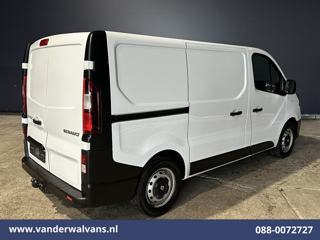 Renault Trafic 2.0 dCi 120pk L1H1 Euro6 Airco | LED | Navigatie | Cruisecontrol | Trekhaak | Omvormer Parkeersensoren, Bijrijdersbank 10