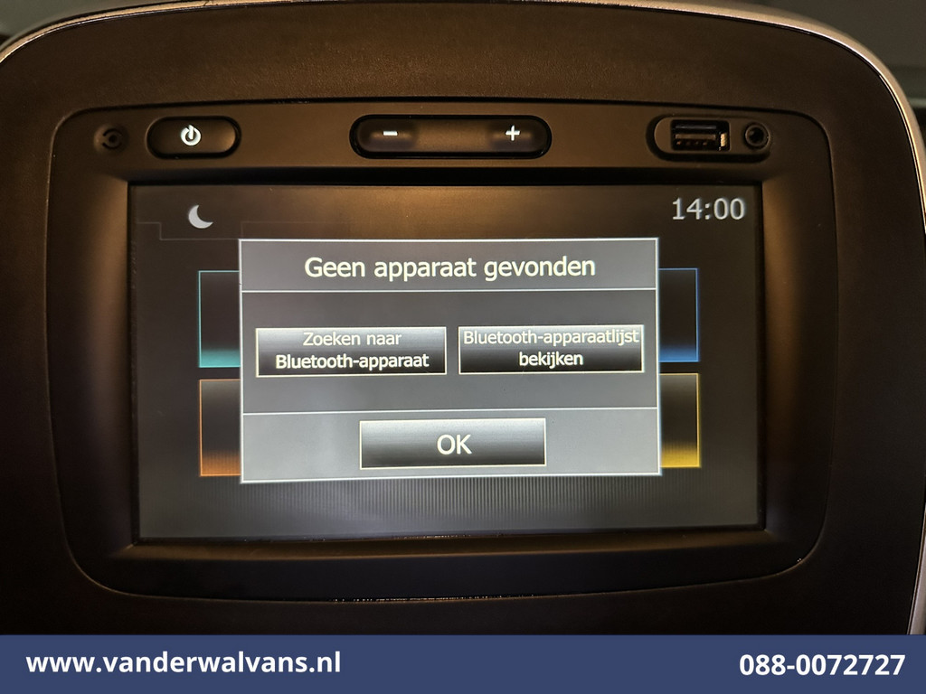 Renault Trafic 2.0 dCi 120pk L1H1 Euro6 Airco | LED | Navigatie | Cruisecontrol | Trekhaak | Omvormer Parkeersensoren, Bijrijdersbank 17
