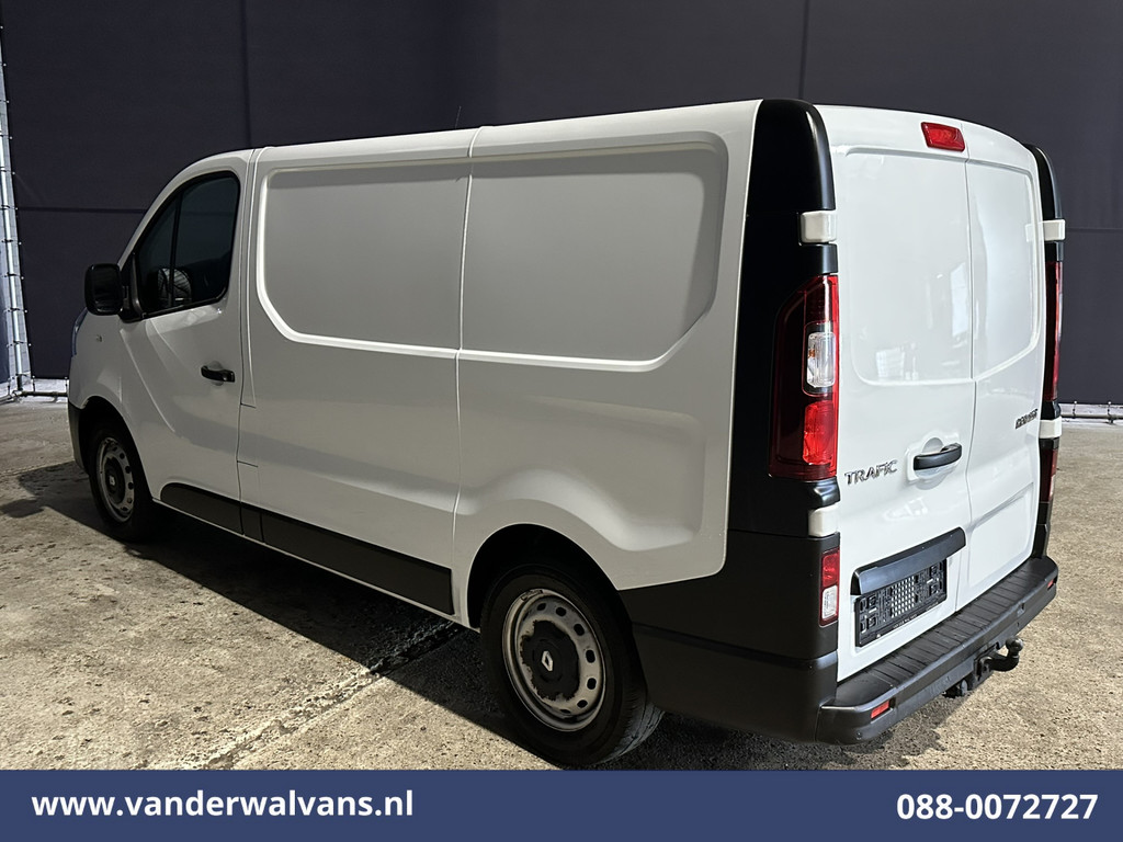 Renault Trafic 2.0 dCi 120pk L1H1 Euro6 Airco | LED | Navigatie | Cruisecontrol | Trekhaak | Omvormer Parkeersensoren, Bijrijdersbank 9