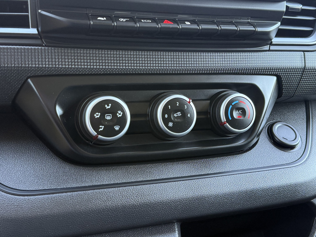 Renault Trafic 2.0 dCi 130 PK / L2H1 / WORK EDITION / TREKHAAK / AIRCO / CRUISE / CAMERA / LED / 3-ZITS 17