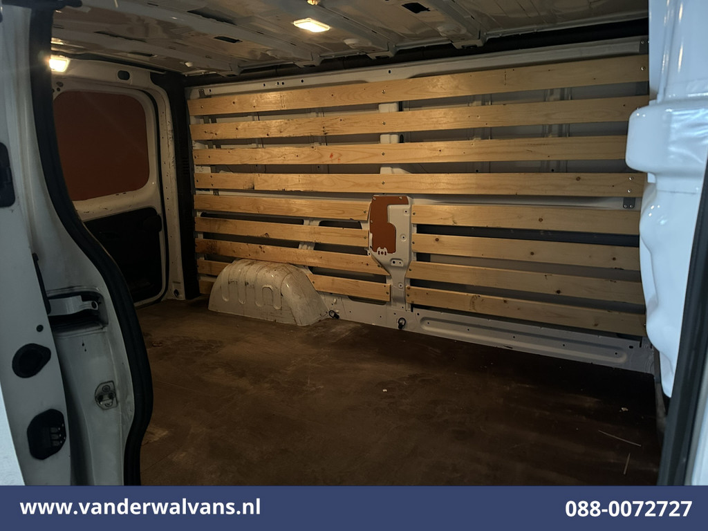 Renault Trafic 2.0 dCi 131pk L2H1 Euro6 Airco | Navigatie | LED | Cruisecontrol | Parkeersensoren Bijrijdersbank 13