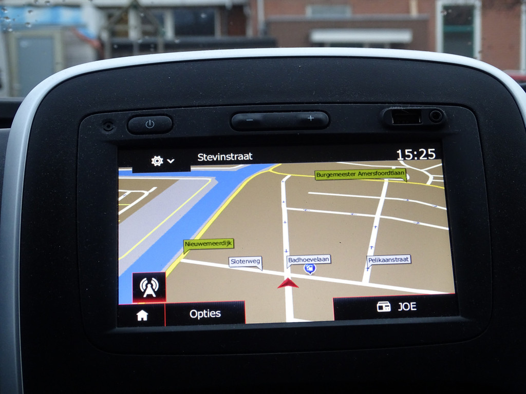 Renault Trafic 2.0 dCi 145 L2H1 Luxe 13