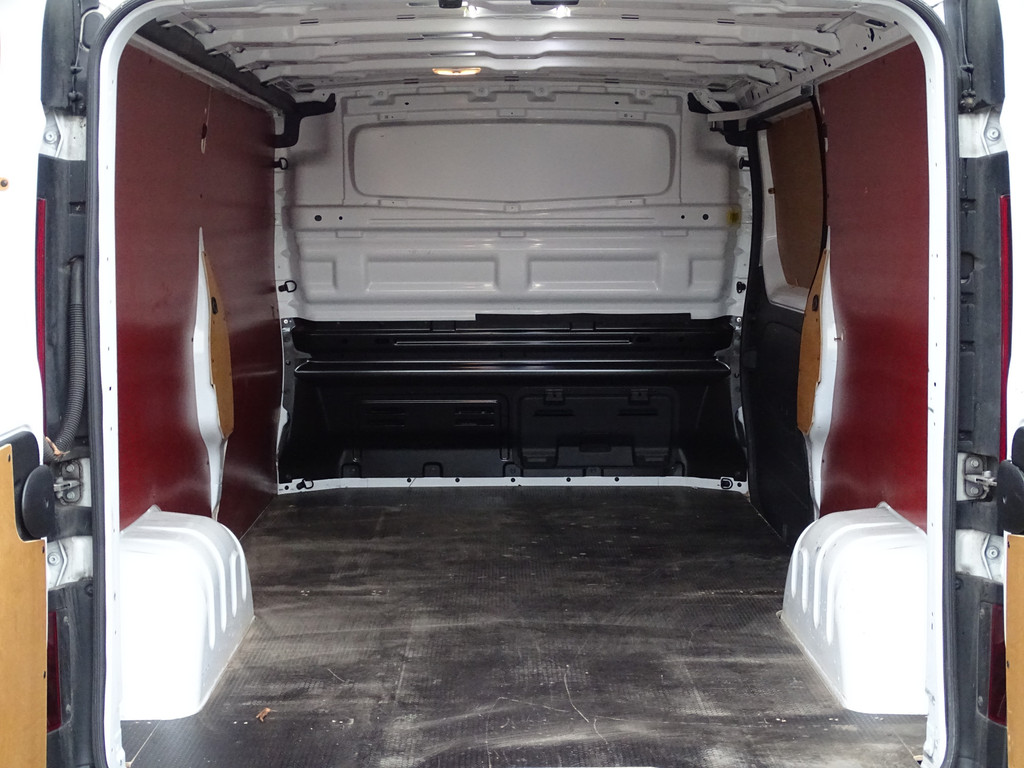 Renault Trafic 2.0 dCi 145 L2H1 Luxe 7