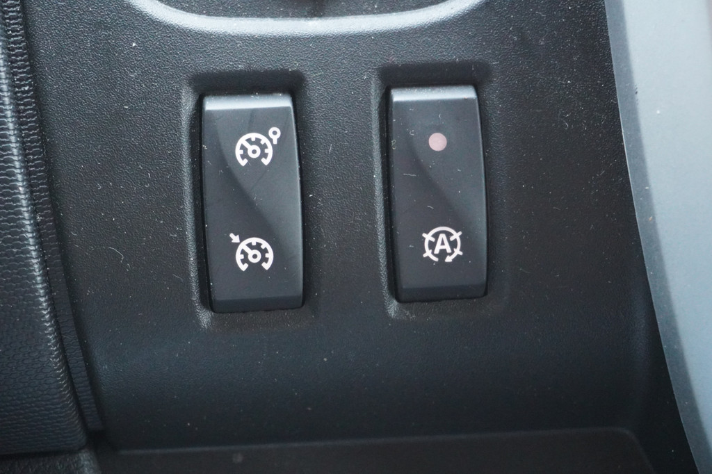 Renault Trafic 2.0 dCi 145PK 2x Schuifdeur EURO 6 - Airco - Navi - Cruise - ⬠11.499,- Excl. 21