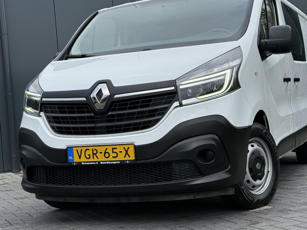 Renault Trafic 2.0 dCi 145 PK AUTOMAAT / L1H1 / 2x SCHUIFDEUR / TREKHAAK / AIRCO / CRUISE / 3-ZITS / LED 18