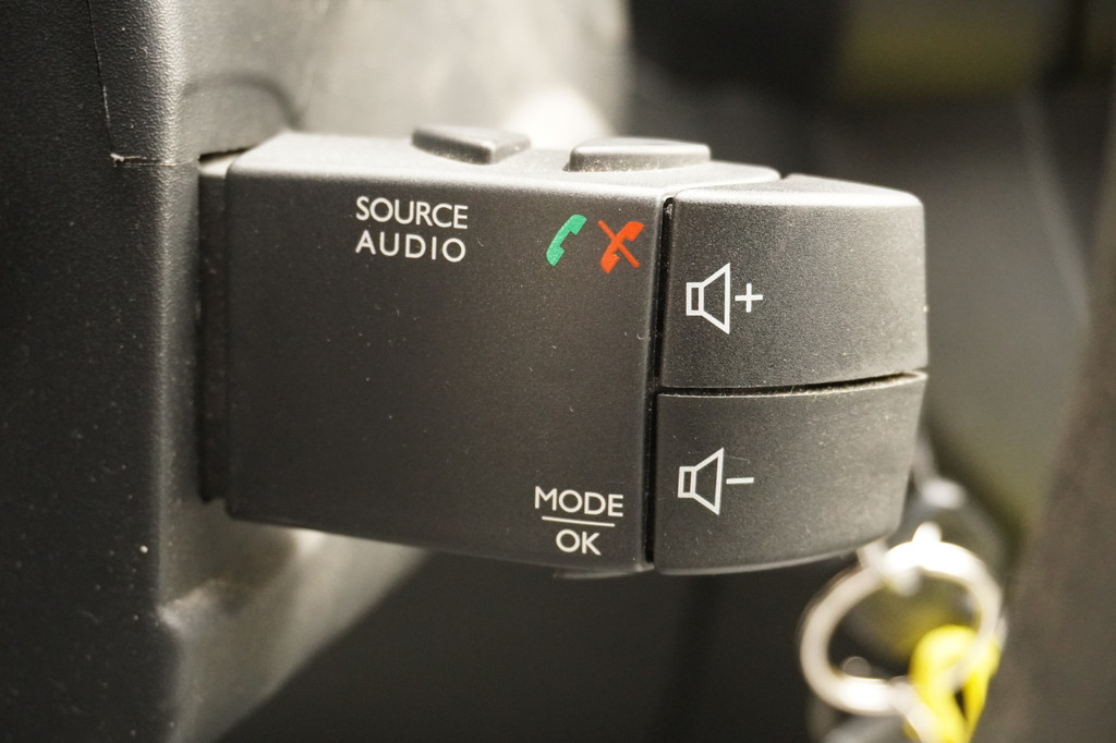 Renault Trafic 2.0 dCi 145PK Automaat 2x Schuif L2 EURO 6 - Airco - Cruise - Camera - â¬13.950,- Excl. 19