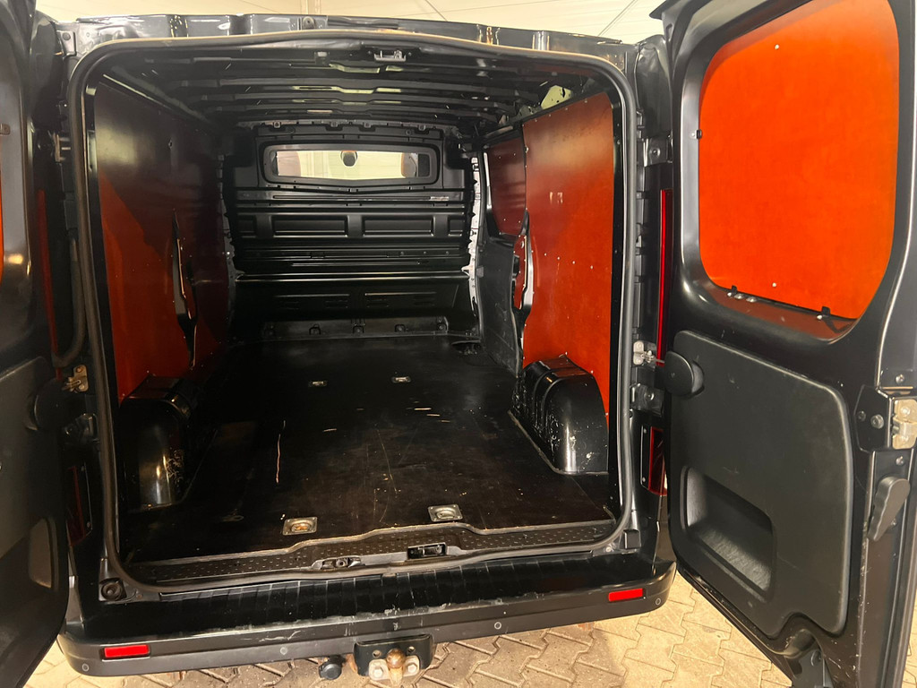 Renault Trafic 2.0 dCi 145 T29 L2H1 Luxe VVB405 BPM vrij! Benut nu nog uw voordeel! 12