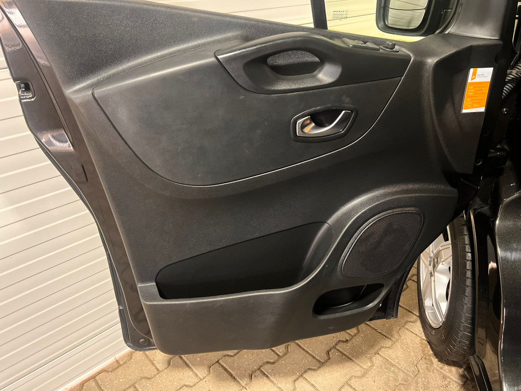 Renault Trafic 2.0 dCi 145 T29 L2H1 Luxe VVB405 BPM vrij! Benut nu nog uw voordeel! 13