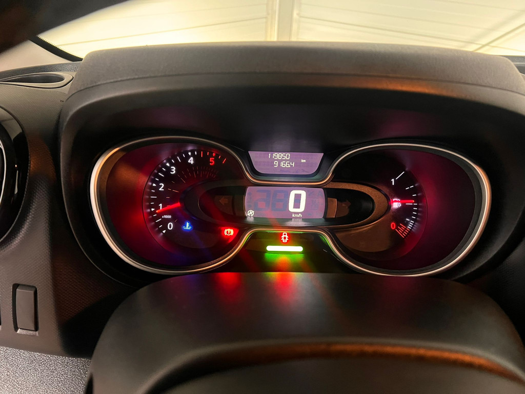 Renault Trafic 2.0 dCi 145 T29 L2H1 Luxe VVB405 BPM vrij! Benut nu nog uw voordeel! 17