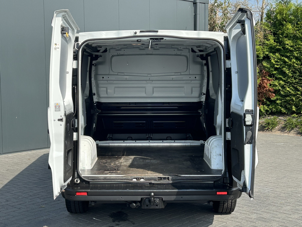 Renault Trafic 2.0 dCi 146 PK AUTOMAAT / L1H1 / 1e EIG. / 2X SCHUIFDEUR / AIRCO / CRUISE / NAVI / BLUETOOTH 8