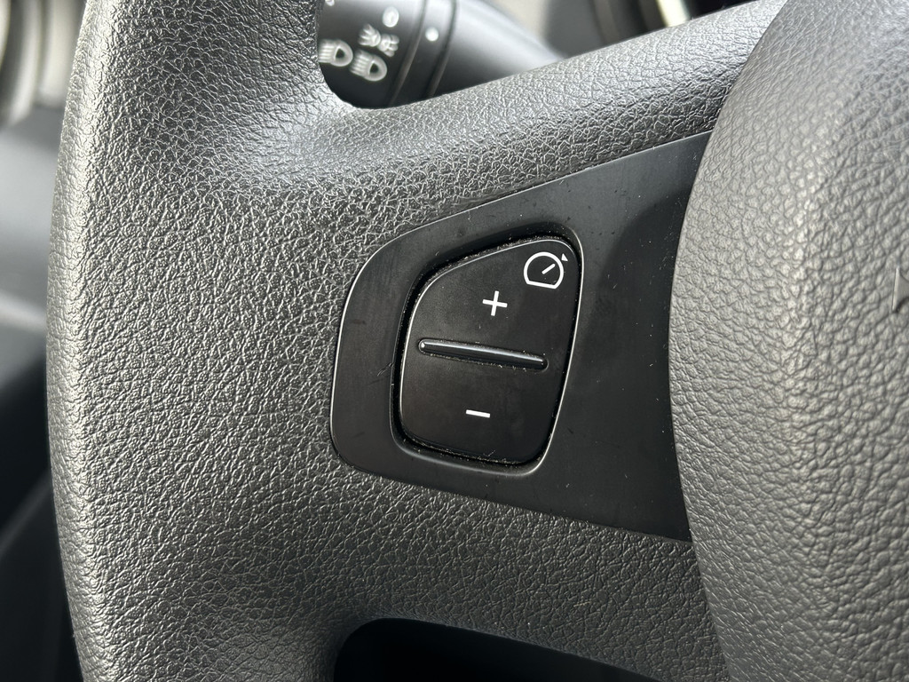 Renault Trafic 2.0 dCi 146 PK AUTOMAAT / L1H1 / 1e EIG. / 55.256 KM !! / AIRCO / CRUISE / NAVI / APPLE CARPLAY / 3-ZITS 11