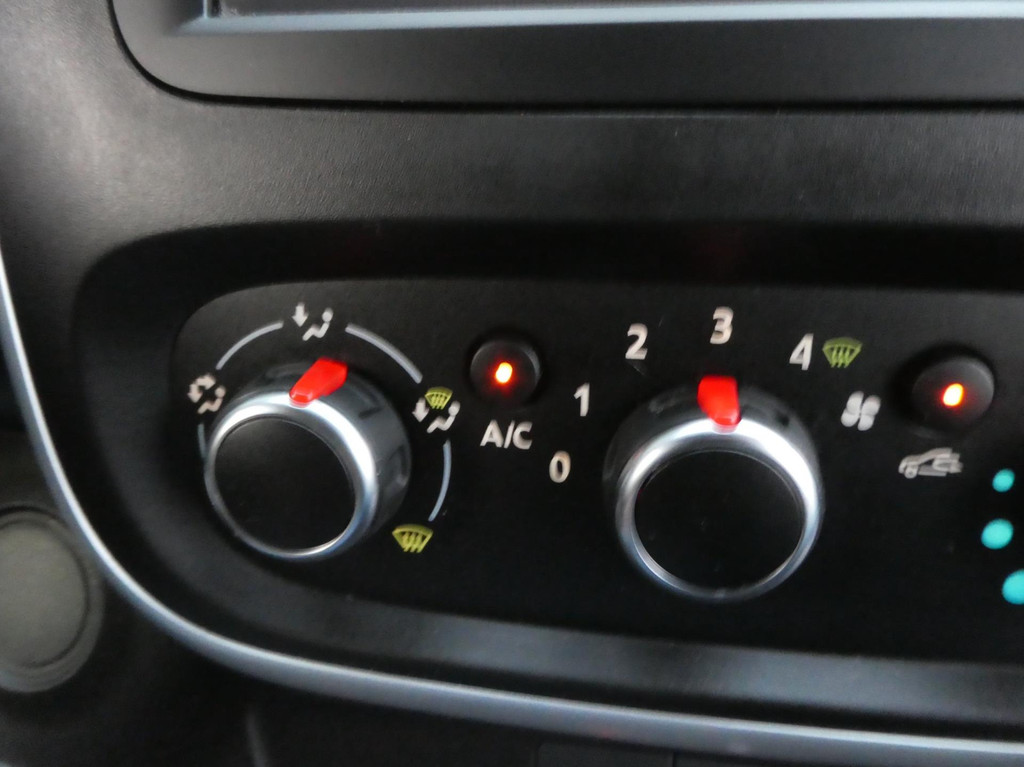 Renault Trafic 2.0 dCi 146pk, L1H1, 2xschuifdeur, LED, Xenon, Camera, 3-Zits. 13