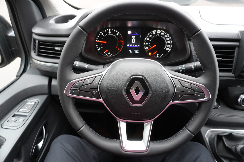 Renault Trafic 2.0 dCi 150PK T30 L2H1 Luxe Schuifdeur L / R Nr. V127 | Climate | Adapt. Cruise | Navi | Trekhaak | Betimmering 8