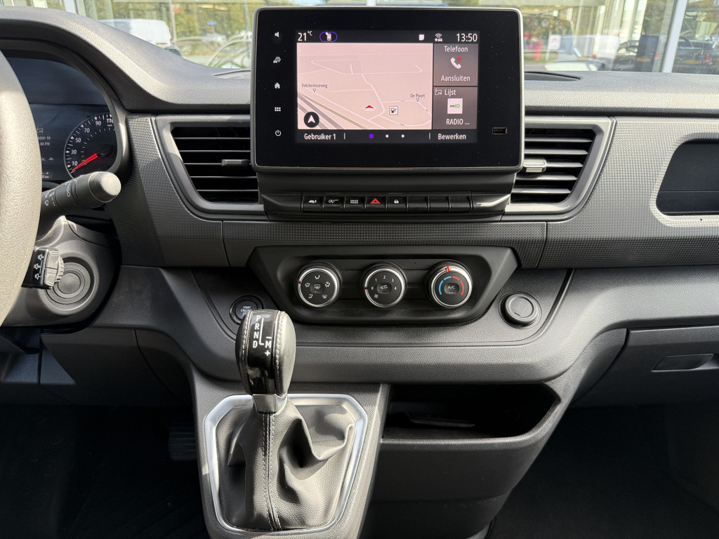 Renault Trafic 2.0 dCi 150 T29 L2H1 DC Business | NL-auto | 1e Eig | 2x Schuifd. | Trekhaak | Stoelverw. | Navi | LED 18