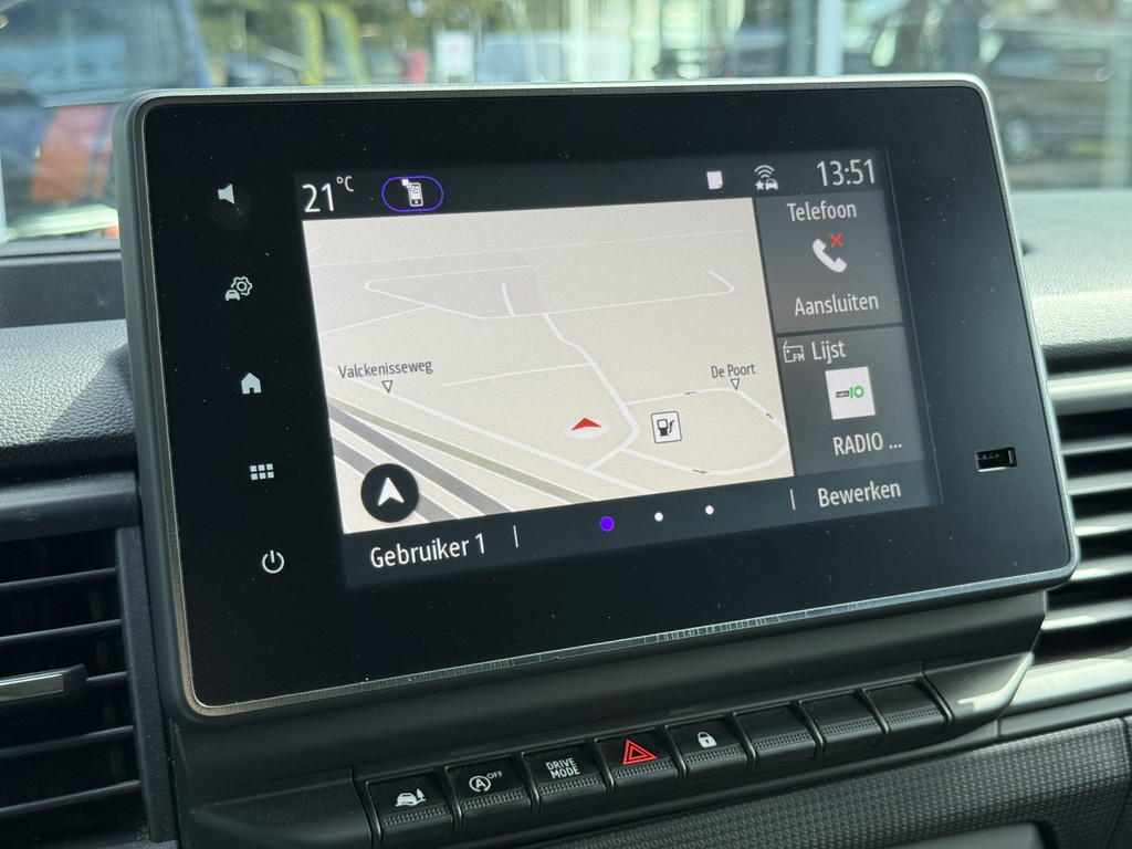 Renault Trafic 2.0 dCi 150 T29 L2H1 DC Business | NL-auto | 1e Eig | 2x Schuifd. | Trekhaak | Stoelverw. | Navi | LED 19