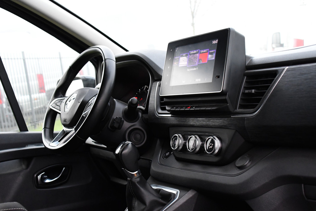 Renault Trafic 2.0 dCi 150 T30 L2H1 Luxe Camera, Cruise, Carplay, Automaat, 2 x Schuifdeur, Trekhaak, Clima, LED, Sensoren, Uniek! 13