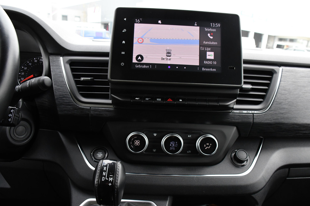 Renault Trafic 2.0 dCi 170 T29 L2H1 DC Luxe Black Edition Camera, Cruise, Carplay, 170PK, 2 x Schuifdeur, LED, Stoelverwarming, Clima, Keyless, Uniek! 18